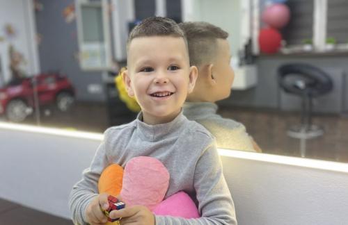 Детские прически от 19р, женские/мужские стрижки от 25р в "LU KIDS"